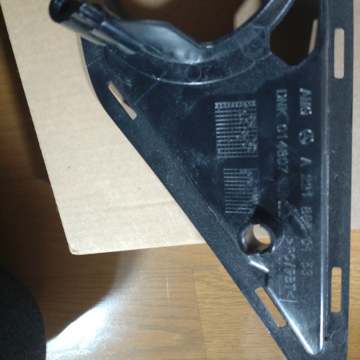 メルセデスベンツ　S350 AMGスポーツエディション前期　左フォグライトグリル 　フォグランプカバー 左_画像3