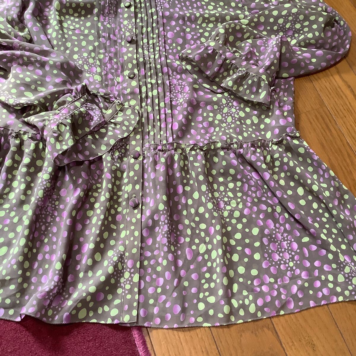 トーベル長袖ブラウス　 ワンピース　13サイズ　レディース　日本製　着丈約71cm 胸幅約54cm 未使用　送料230円_画像3