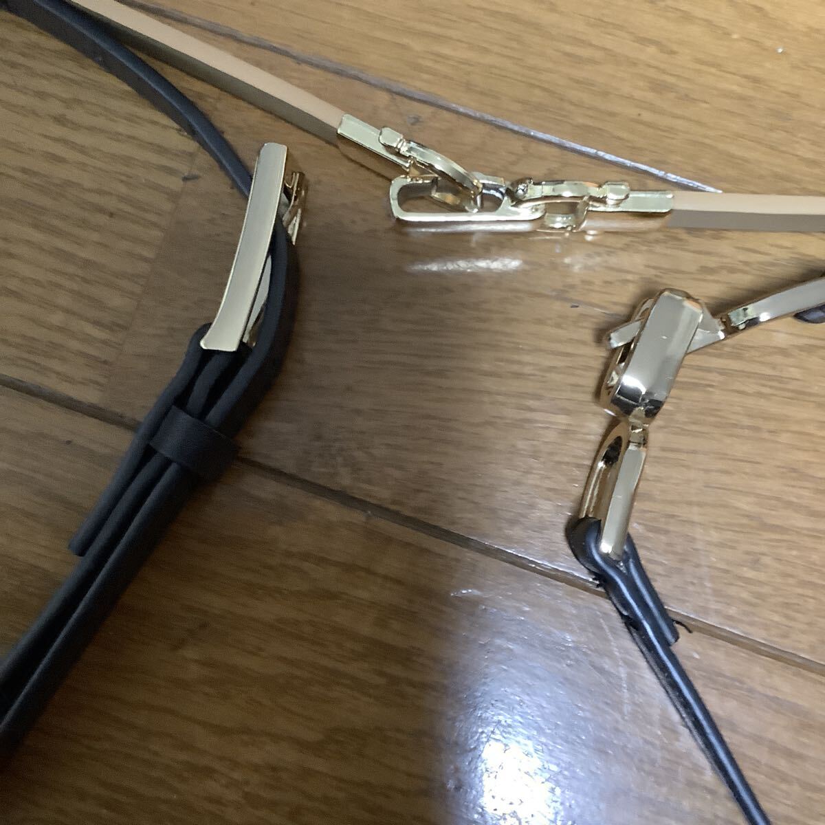 細いベルトレディース　黒，茶色，ベージュ色　幅約1~1、2cm 保管品　送料230円_画像2