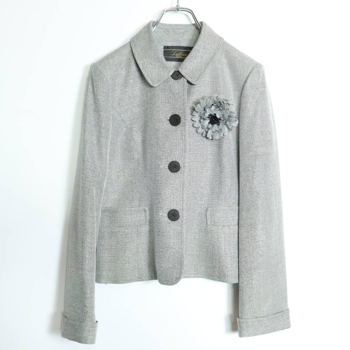 レリアン★ウール&シルク！上質スーツ ジャケット&スカート サイズ7 ライトグレー系 共布コサージュ付♪z16268_画像2