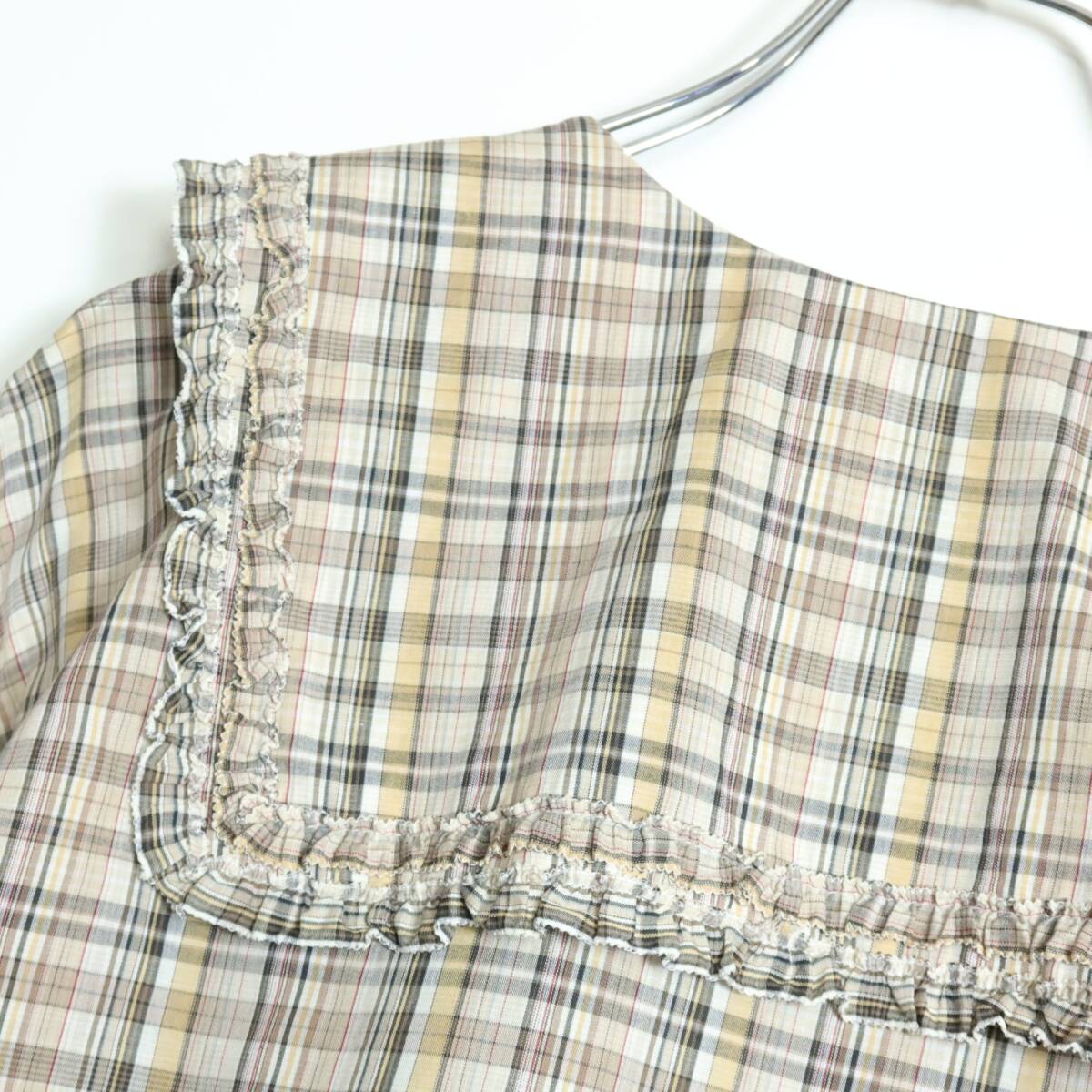 ピンクハウス★セーラー襟&オリチェpt♪たっぷりフリルのローンブラウス はおりもの グレージュ系 z16269_画像9