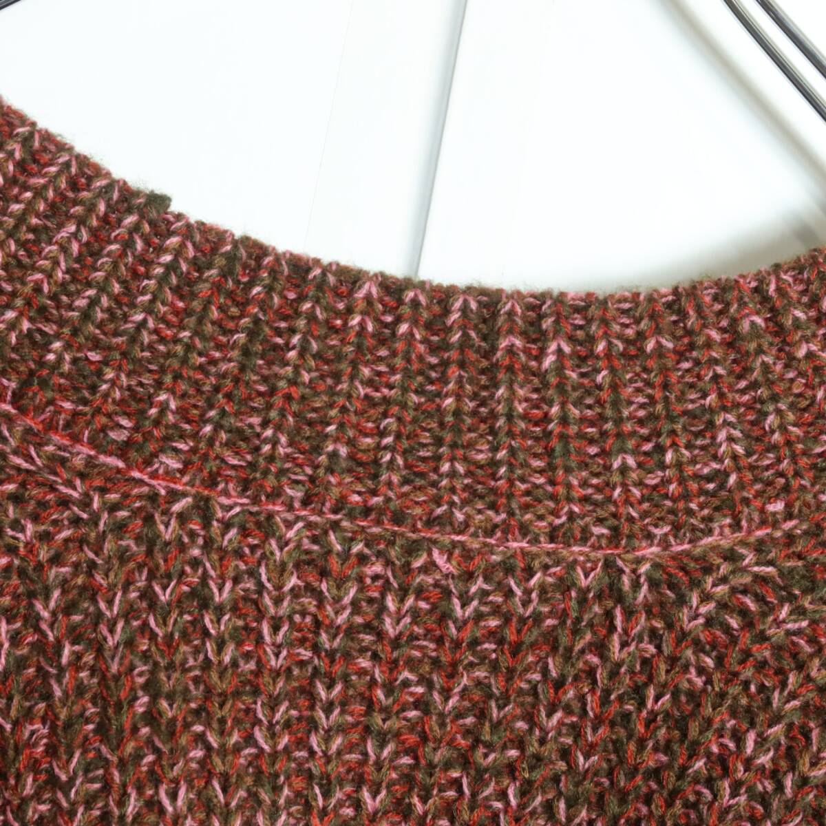 【タグ付き】アズノウアズ★ステッチが可愛い♪ ミックスボーダーのセーター ドルマン袖 サイズF 赤×緑系 z16322_画像6