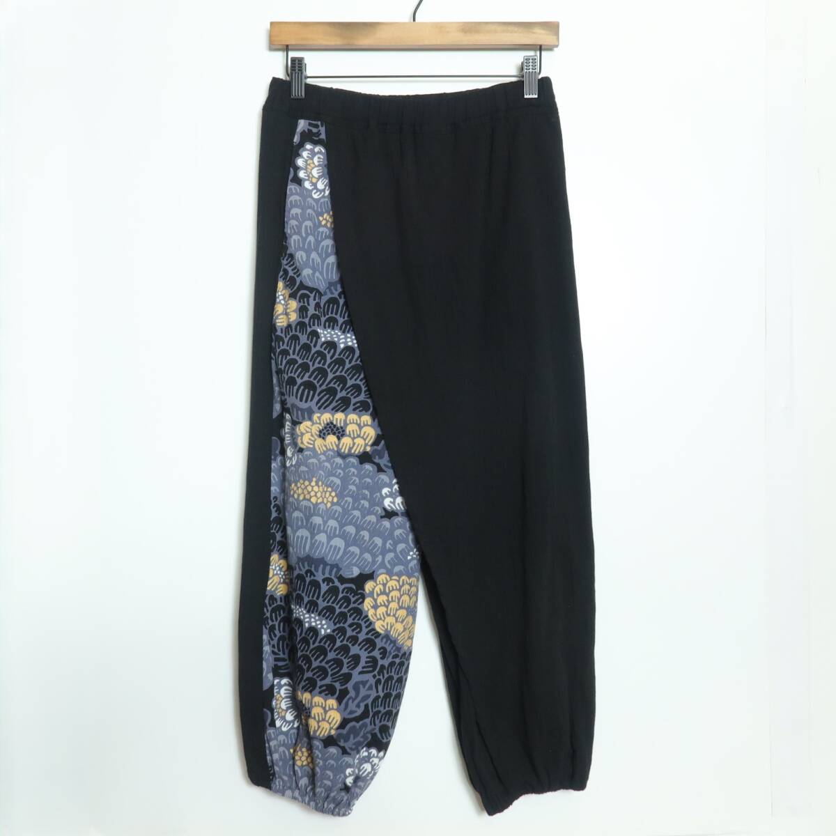 【美品】SOUSOU ソウソウ★高島縮 手柄寛衣下 イージーパンツ 黒系 サイズSS z16392_画像1