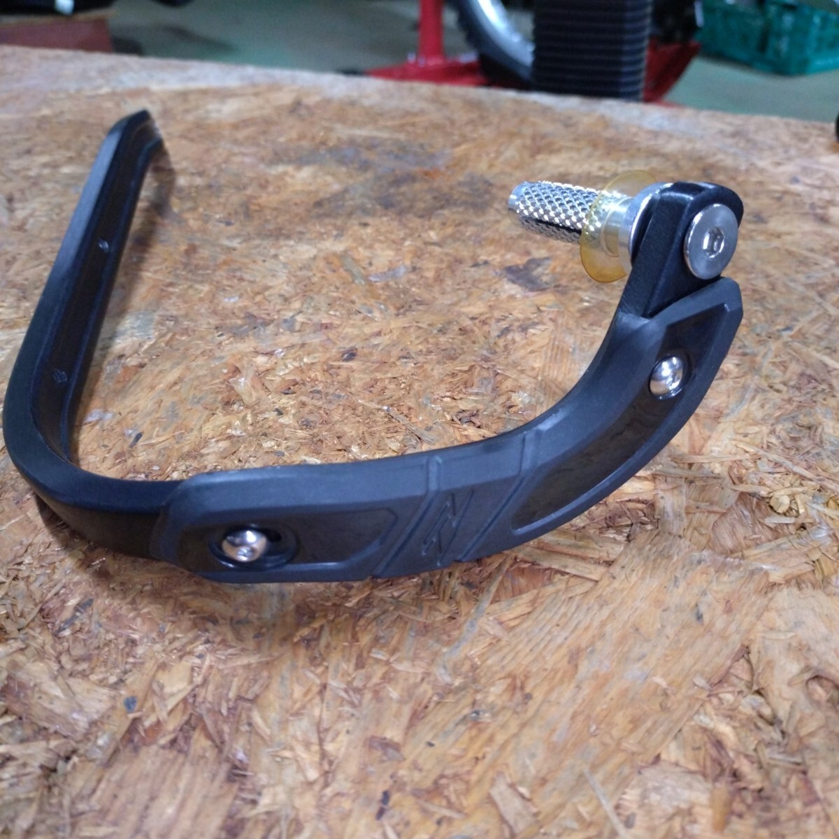 ZETAプロアーマーハンドガード【ブラック】22.2mm用ハンドルブラケット付ZE71−8001検索ベンドジータナックルガードる_画像2