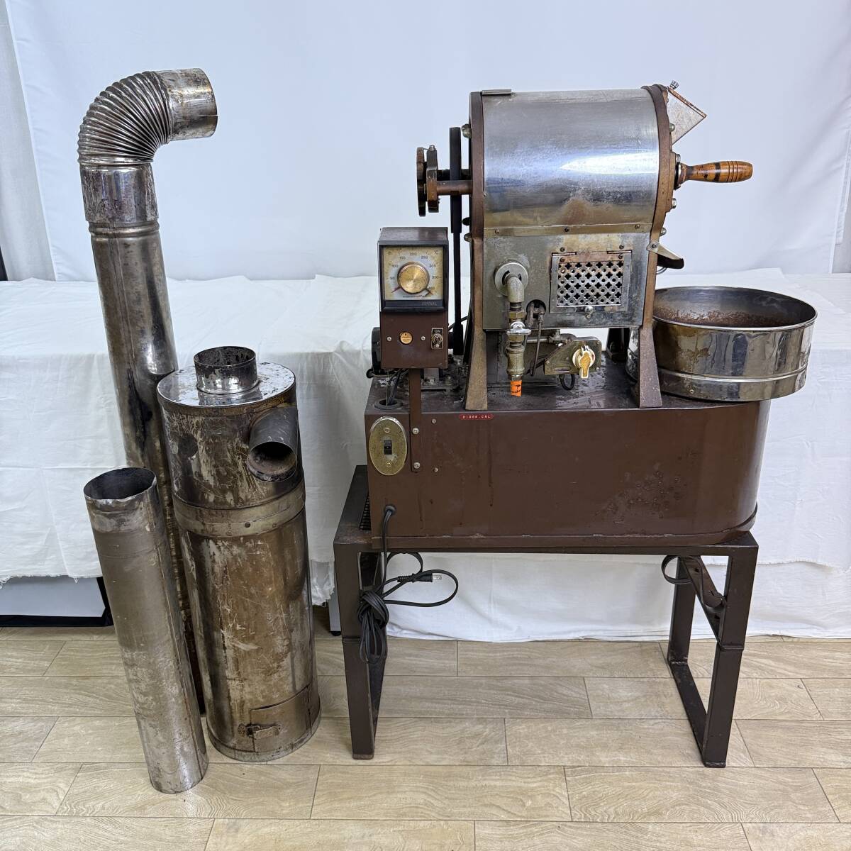 【KM1861】通電可 焙煎機 LPガス式 コーヒー焙煎機 コーヒー コーヒー豆 コーヒーロースター フジローヤル 焙煎 _画像4