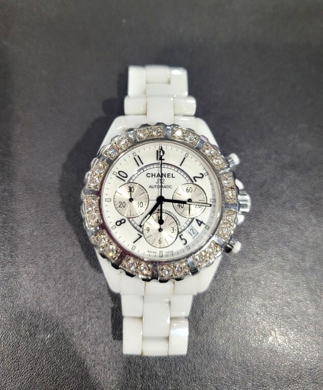シャネルJ12♪天然ダイヤ♪オシャレ♪41ミリ♪クロノグラフ♪本物♪正規品♪♪_画像8