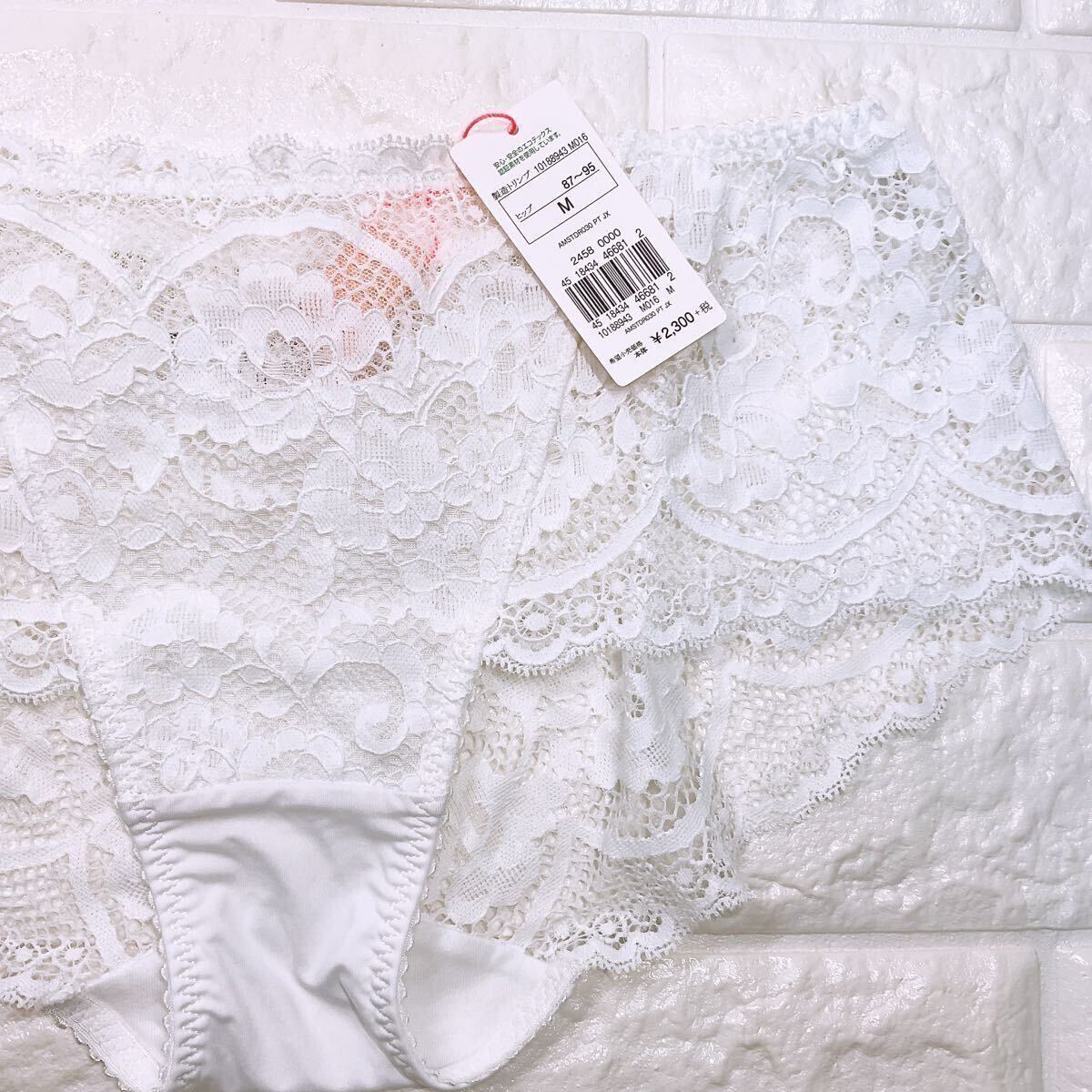 新品　トリンプ　アモスタイル　クラシカルレース　ショーツ2枚セット　Mサイズ_画像4