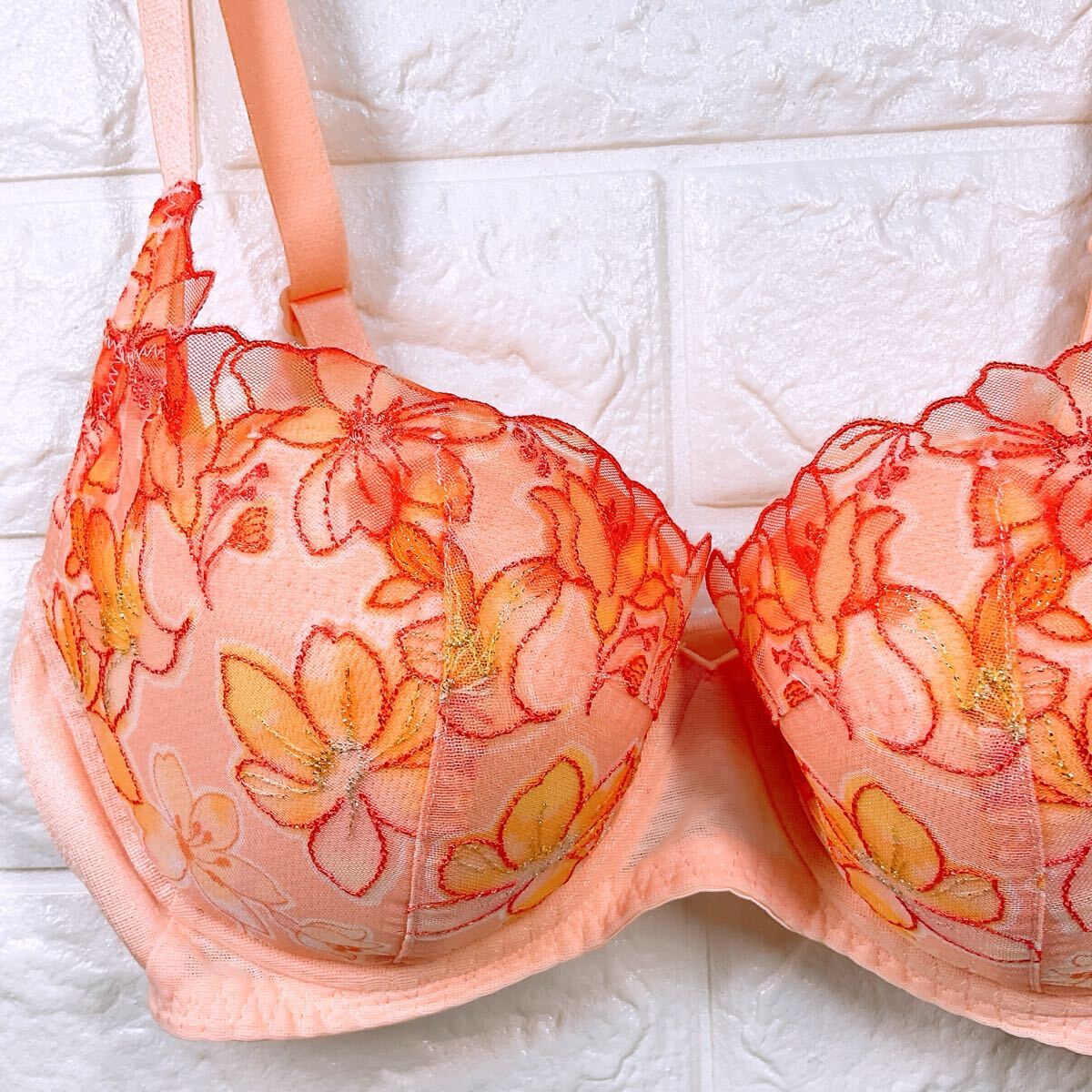 新品　トリンプ　天使のブラ魔法のハリ感　恋するブラ　ブラジャー2枚セット　D70_画像9