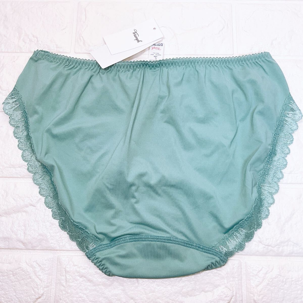 新品 トリンプ 天使のブラ 30周年限定デザイン619 ブラ&ショーツセット E75L_画像10