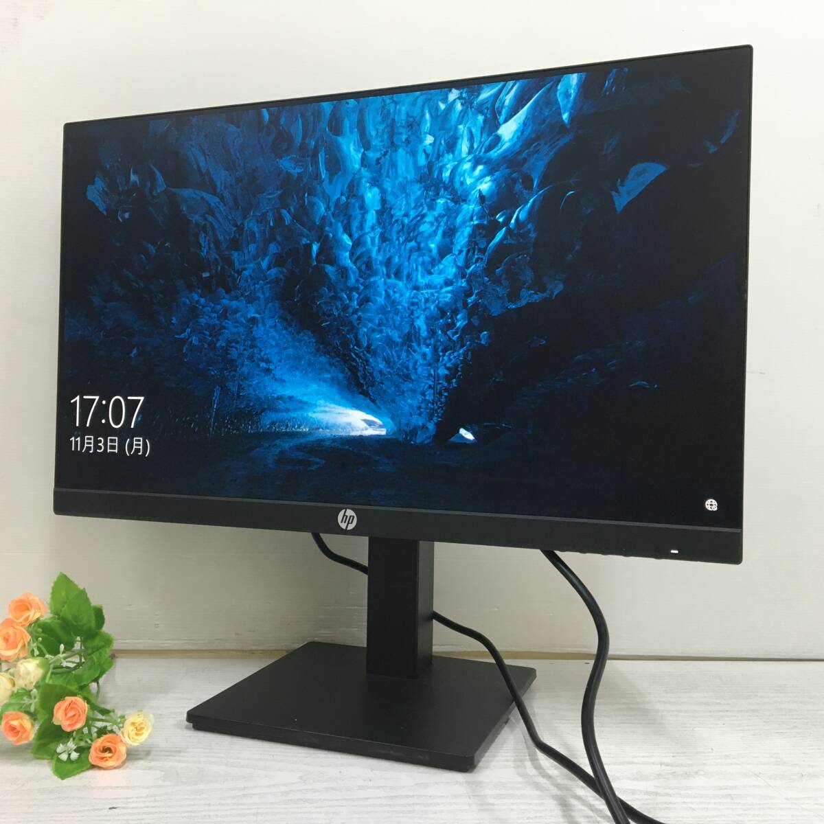 ☆【美品】HP P24h G4 ワイド液晶モニター 23.8インチ フルHD(1920x1080) 入力端子『HDMI/Displayport/D-Sub』 動作品_画像1