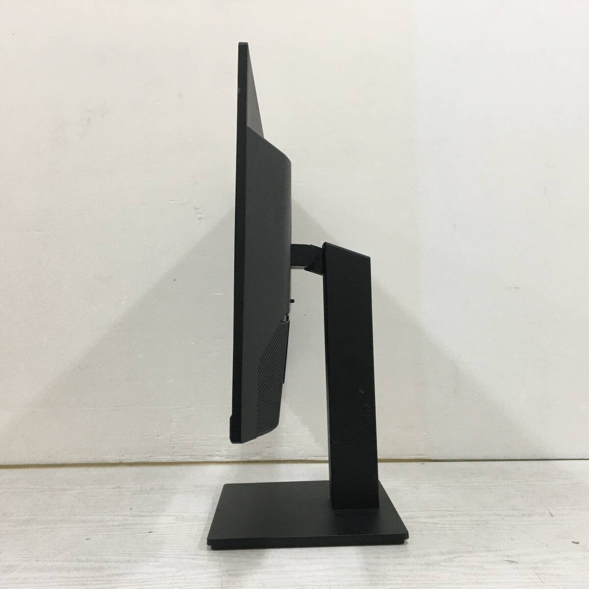 ☆【美品】HP P24h G4 ワイド液晶モニター 23.8インチ フルHD(1920x1080) 入力端子『HDMI/Displayport/D-Sub』 動作品_画像3