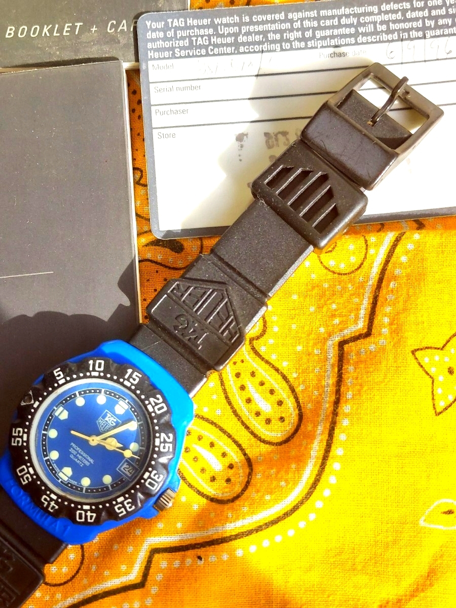 239.1円【稼働品】ボーイズ タグホイヤー TAGHEUER Professional 200m フォーミュラ1シリーズ 381.513　青/ブラック　純正ベルト _画像9