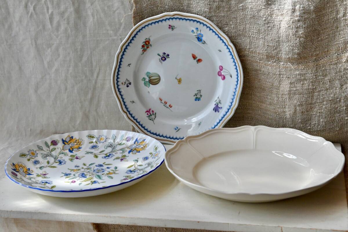 φ26.5〜30 丸皿大きめ3枚中古 ミントンとウェッジウッドとジノリ ハドンホール 深めアイボリー イタリアンフルーツ ケーキパーティー料理_画像1