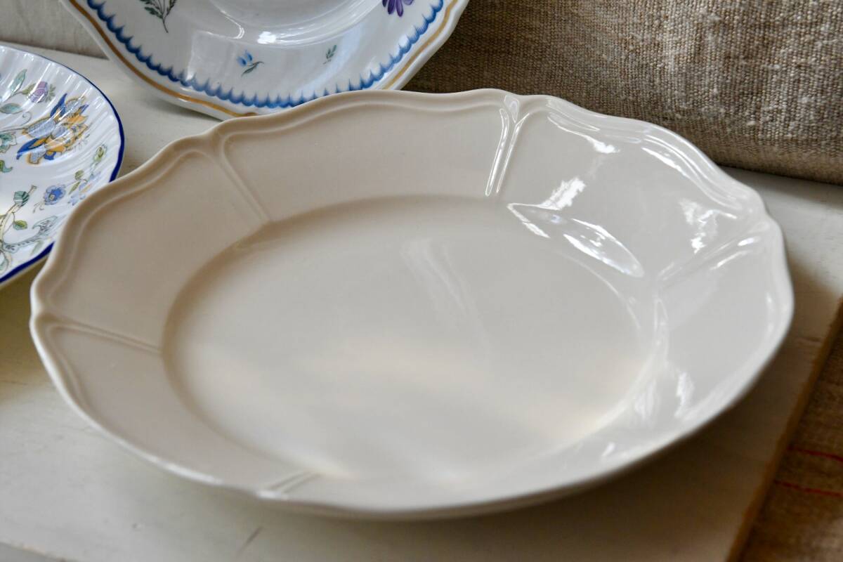 φ26.5〜30 丸皿大きめ3枚中古 ミントンとウェッジウッドとジノリ ハドンホール 深めアイボリー イタリアンフルーツ ケーキパーティー料理_画像5