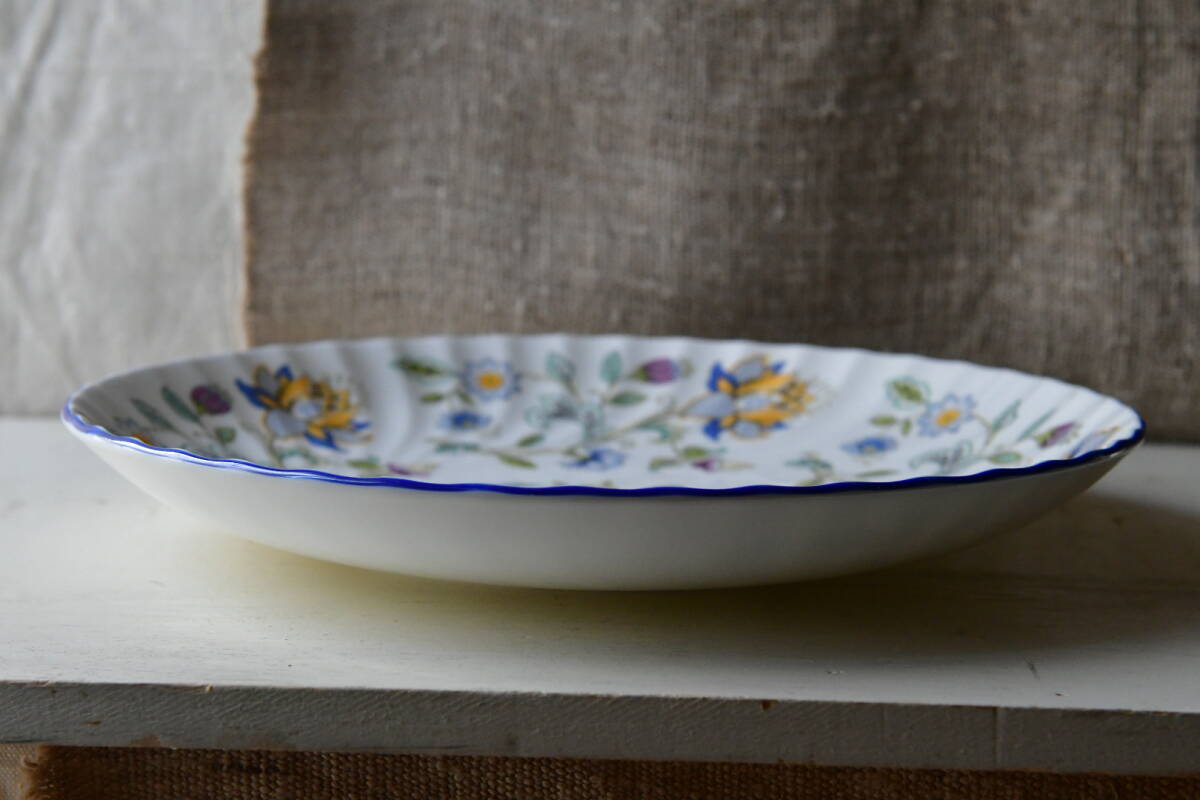 φ26.5〜30 丸皿大きめ3枚中古 ミントンとウェッジウッドとジノリ ハドンホール 深めアイボリー イタリアンフルーツ ケーキパーティー料理_画像4