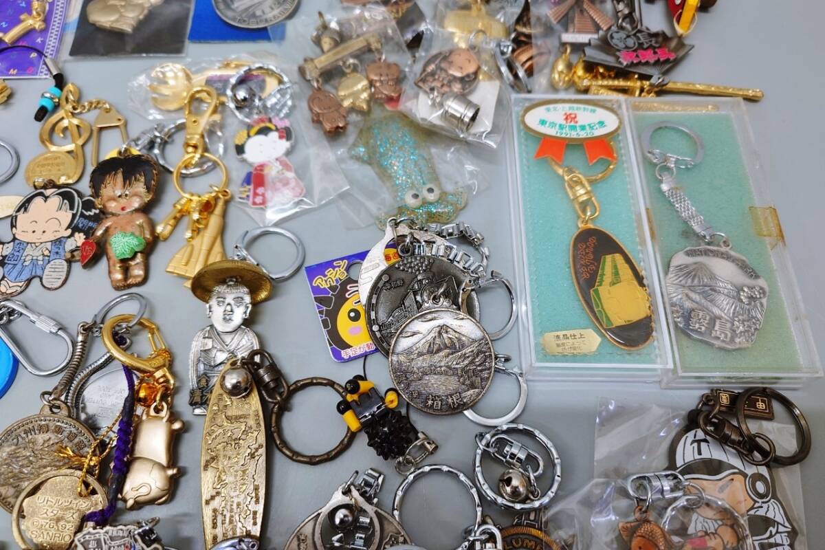 ご当地 キーホルダー 大量 まとめて セット 総重量約2.6kg 観光地 キャラクター コレクション 雑貨 ストラップ お土産 お守り_画像5
