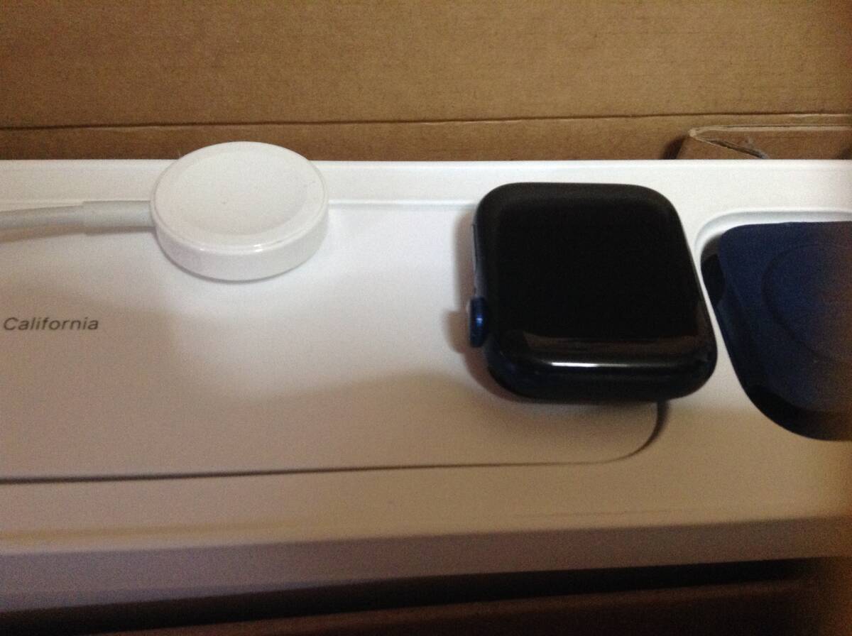 アップルWATCH　-SERIES 6-_画像2