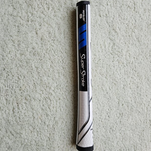 ホワイトxブルー　スーパーストローク ピストルGT１．０トラクション SuperStroke　PISTOL GT 1.0 Traxion パターグリップ_画像2