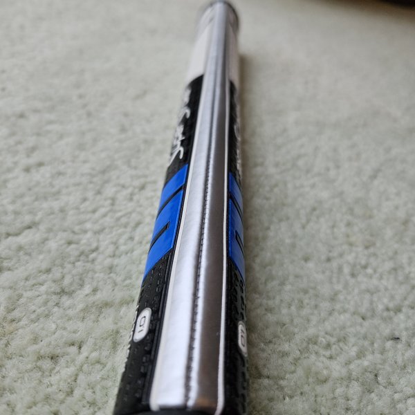 ホワイトxブルー　スーパーストローク ピストルGT１．０トラクション SuperStroke　PISTOL GT 1.0 Traxion パターグリップ_画像6