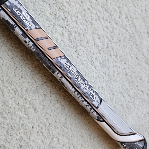 スーパーストローク ピストルGT2.0トラクション SuperStroke PISTOL GT 2.0Traxion パターグリップ カモフラージュ_画像2