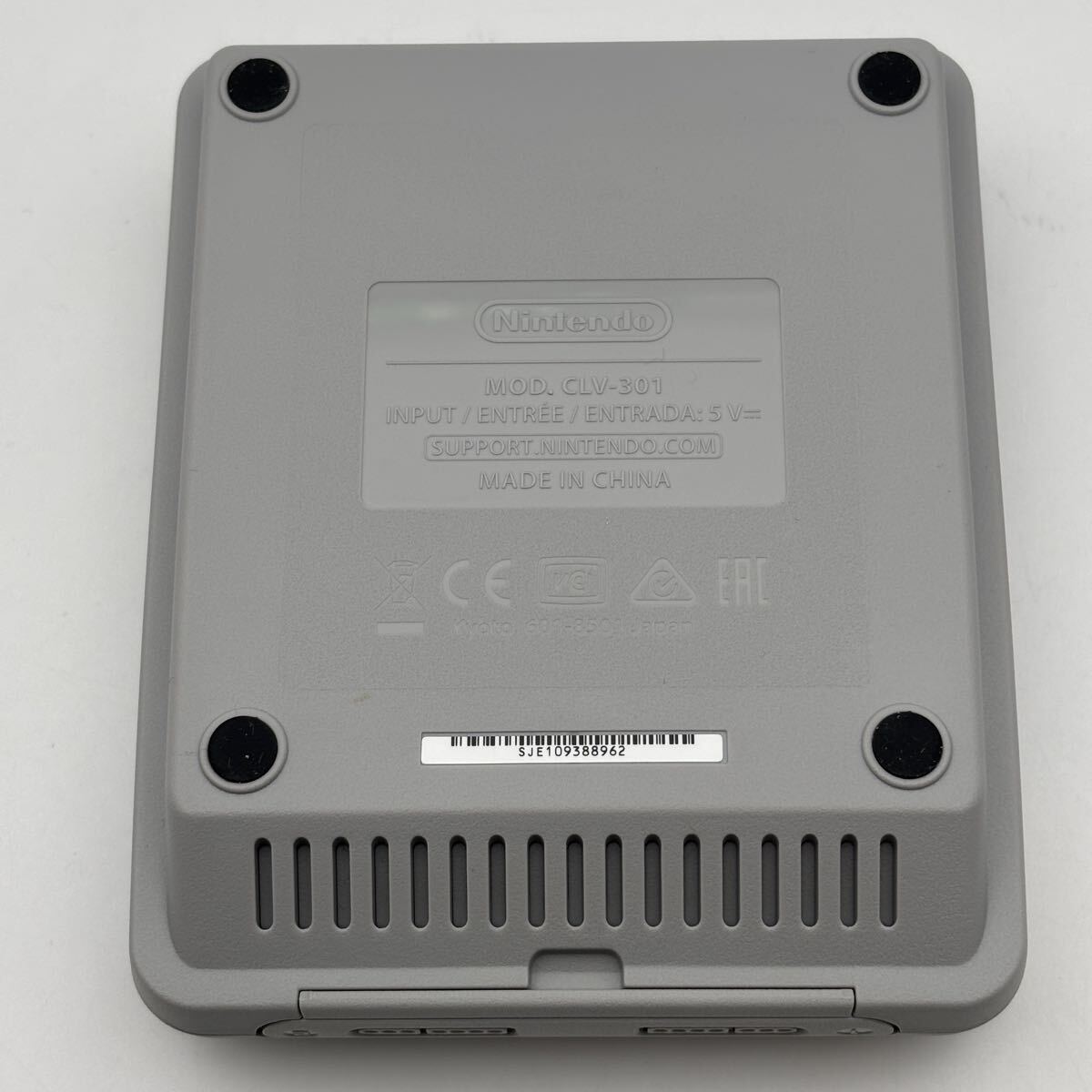 ∞ Nintendo CLV-301 ニンテンドークラシックミニ 本体 箱説付 状態写真参照 簡易梱包 任天堂 スーパーファミコン 同梱対応可能 _画像4