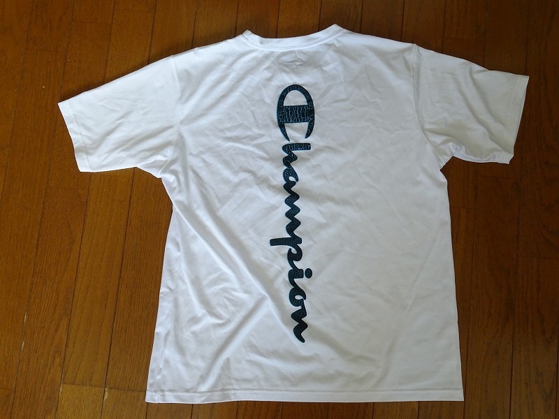 アディダス　Tシャツ　速乾生地　XL　_画像2