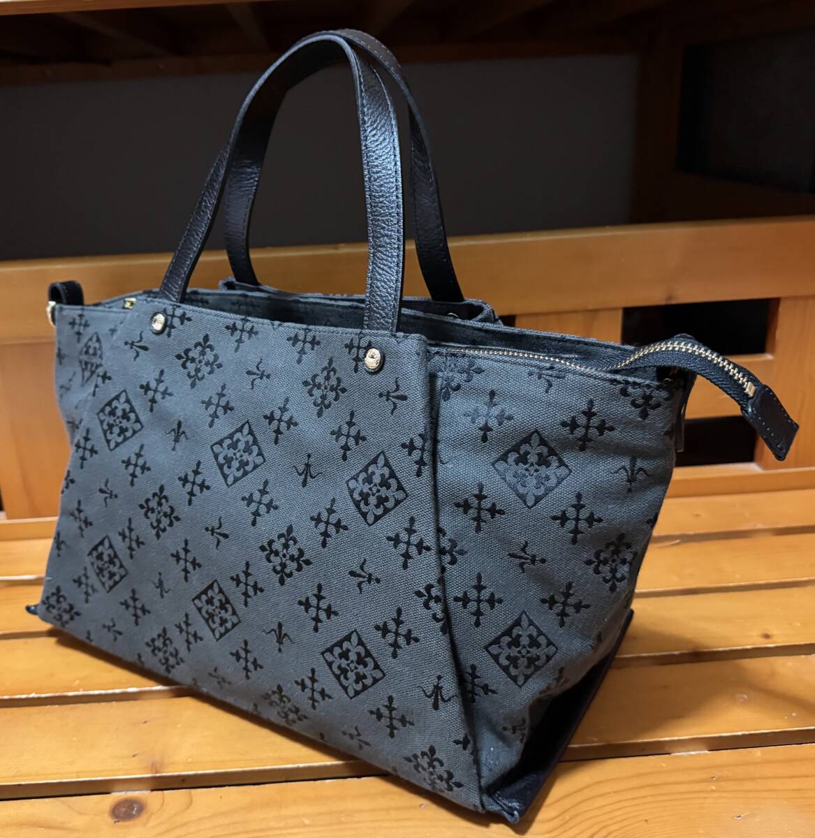 極美品ラシット☆コットンジャガード三層トートバッグ☆チャコール_画像2