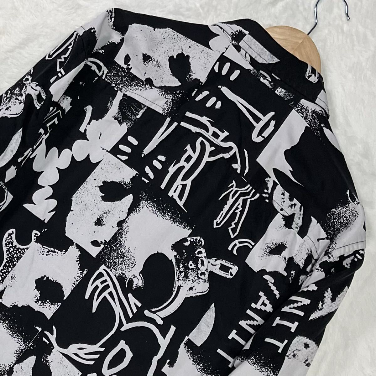 未使用級/US M（日本180cm XL相当） DIESEL 総柄 ブルゾン 立体感 ホワイト&ブラック ブレイブマン 身幅広 ディーゼル ジップアップ_画像6