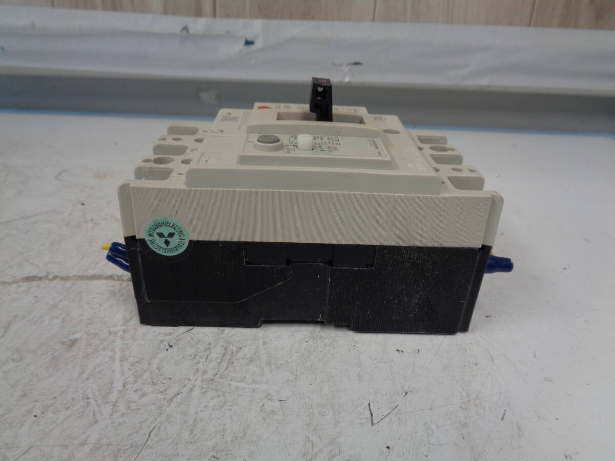 C4409 三菱電機 漏電遮断器 ノーヒューズブレーカー NV63-CW 3P15A ①P-3_画像3