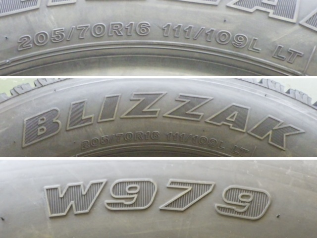 205/70R16 111/109L ブリヂストン 冬 ブリザック W979 中古 7分山 2本SET スタッドレスタイヤ 2022年製 日本製 205/70/16 205/70-16 L19474_画像2