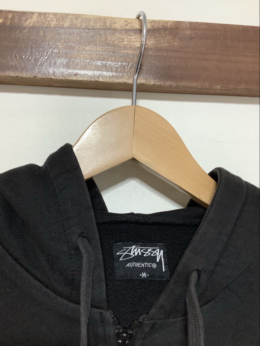 ぬ1760 STUSSY ステューシー ジップアップスウェットパーカー M ブラック 裏パイル 古着 色褪せ_画像3