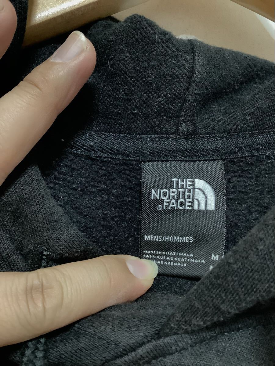 の1741 THE NORTH FACE ノースフェイス ビッグロゴプリント Hoodie フーディー スウェットパーカー M ブラック 裏起毛 プルオーバー_画像3