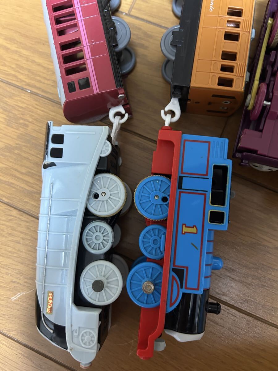  Plarail паровозик Томас комплект 