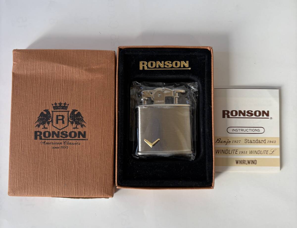 オイルライター ロンソン RONSON スタンダード Standard　Vロゴ_画像1