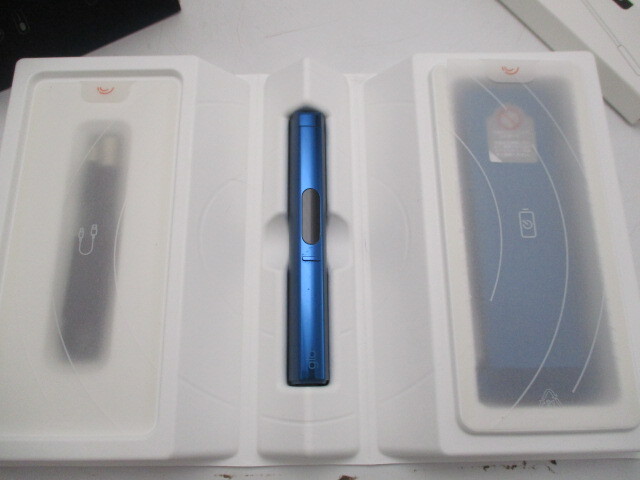 ★☆電子タバコ　グロー　glo　本体　ケアスティック　スティックリムーバー　新品未使用☆★_画像2