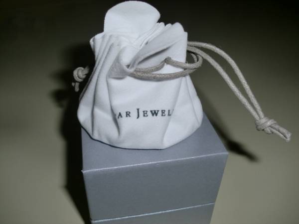 スタージュエリー☆BOX&保存袋(空箱&巾着袋)☆ジュエリーの保管に_画像2