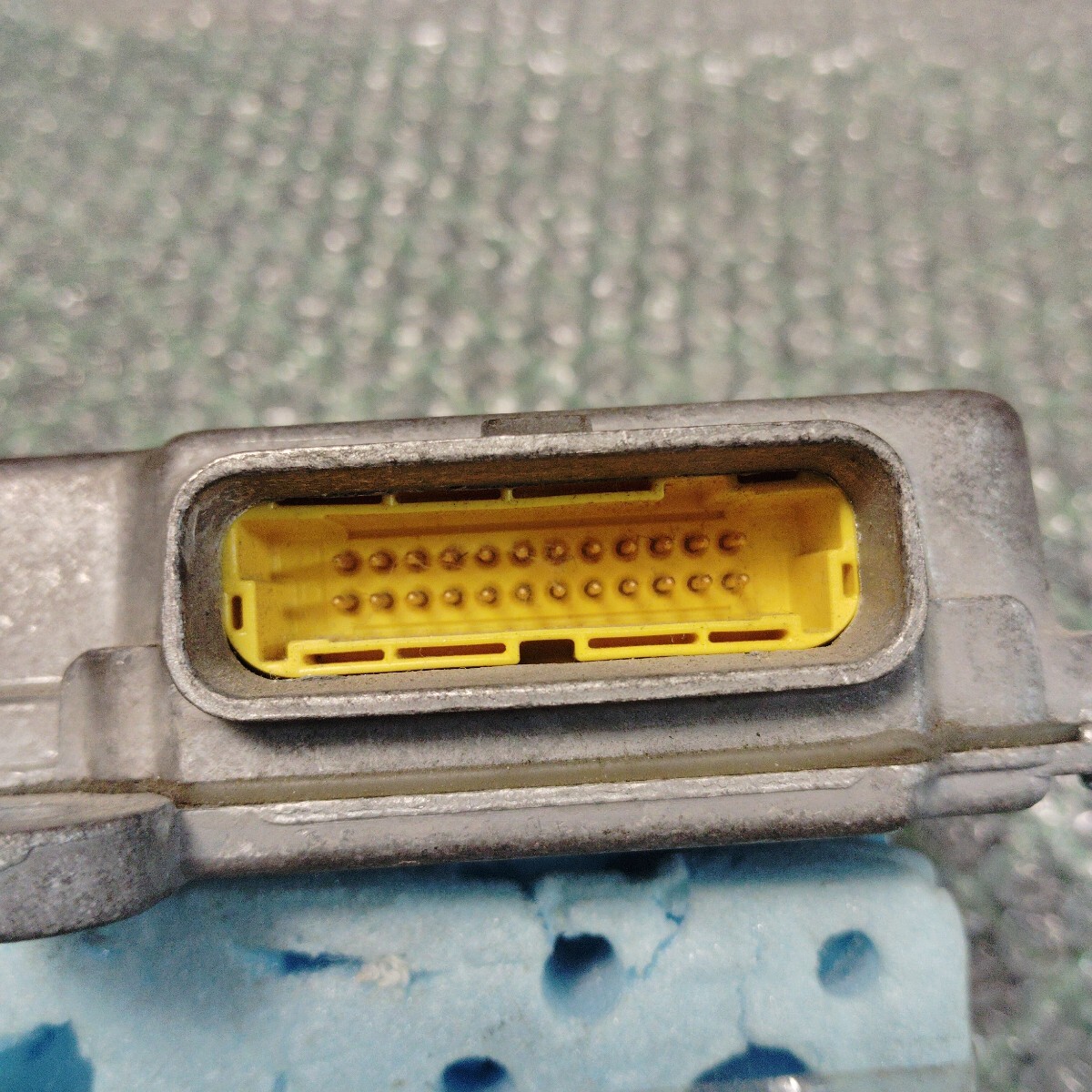 キャデラックセビリア エアバックセンサー/SRSモジュールコンピューター　16258916_画像7