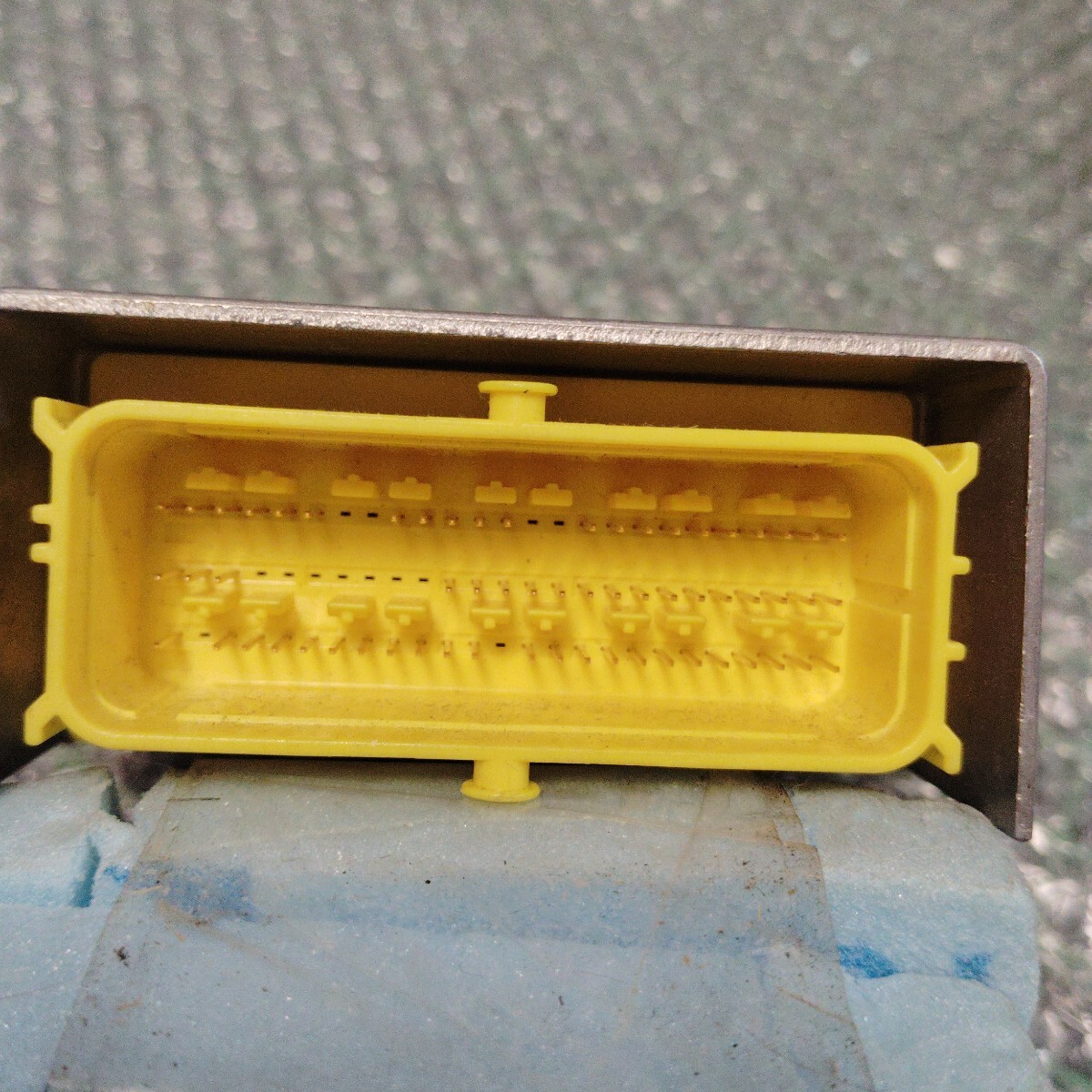 アウディTTクーペ 8J 2.0L TFSI エアバックセンサー/SRSモジュールコンピューター　8J0 959 655_画像7