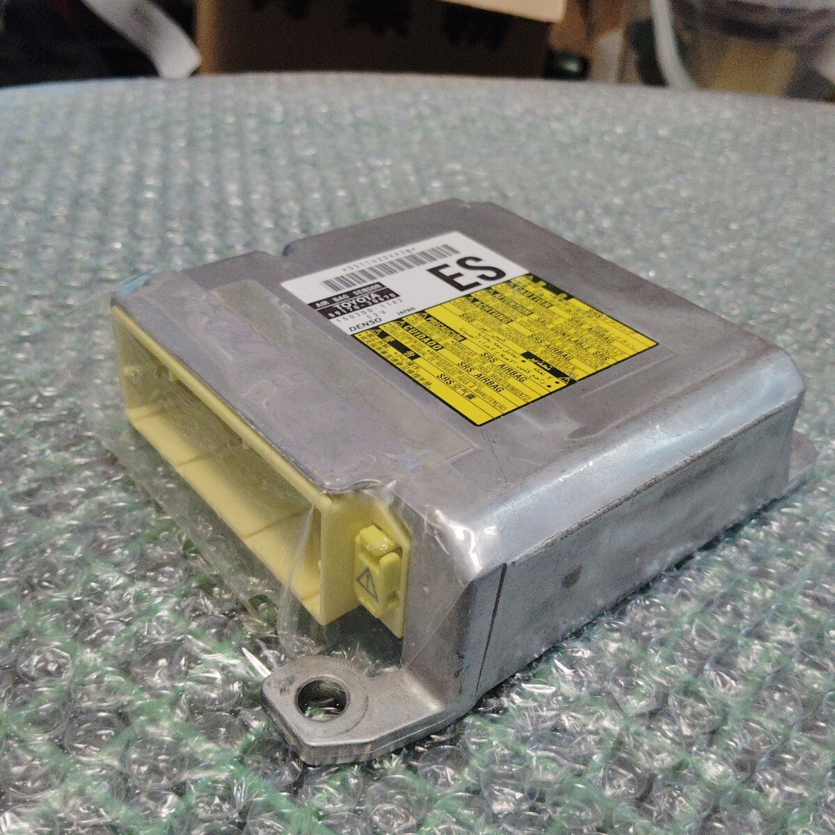 トヨタクラウン DBA-GR200 エアバックセンサー/SRSモジュールコンピューター　89170-30670_画像5