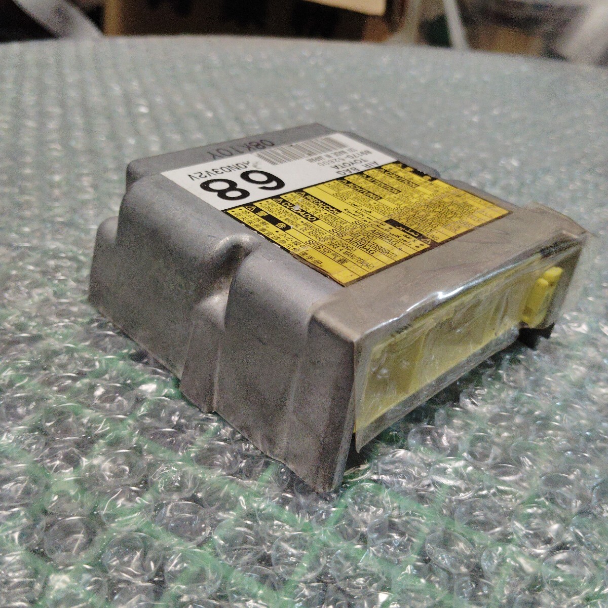 トヨタポルテ CBA-NNP10 エアバックセンサー/SRSモジュールコンピューター 89170-52600_画像4