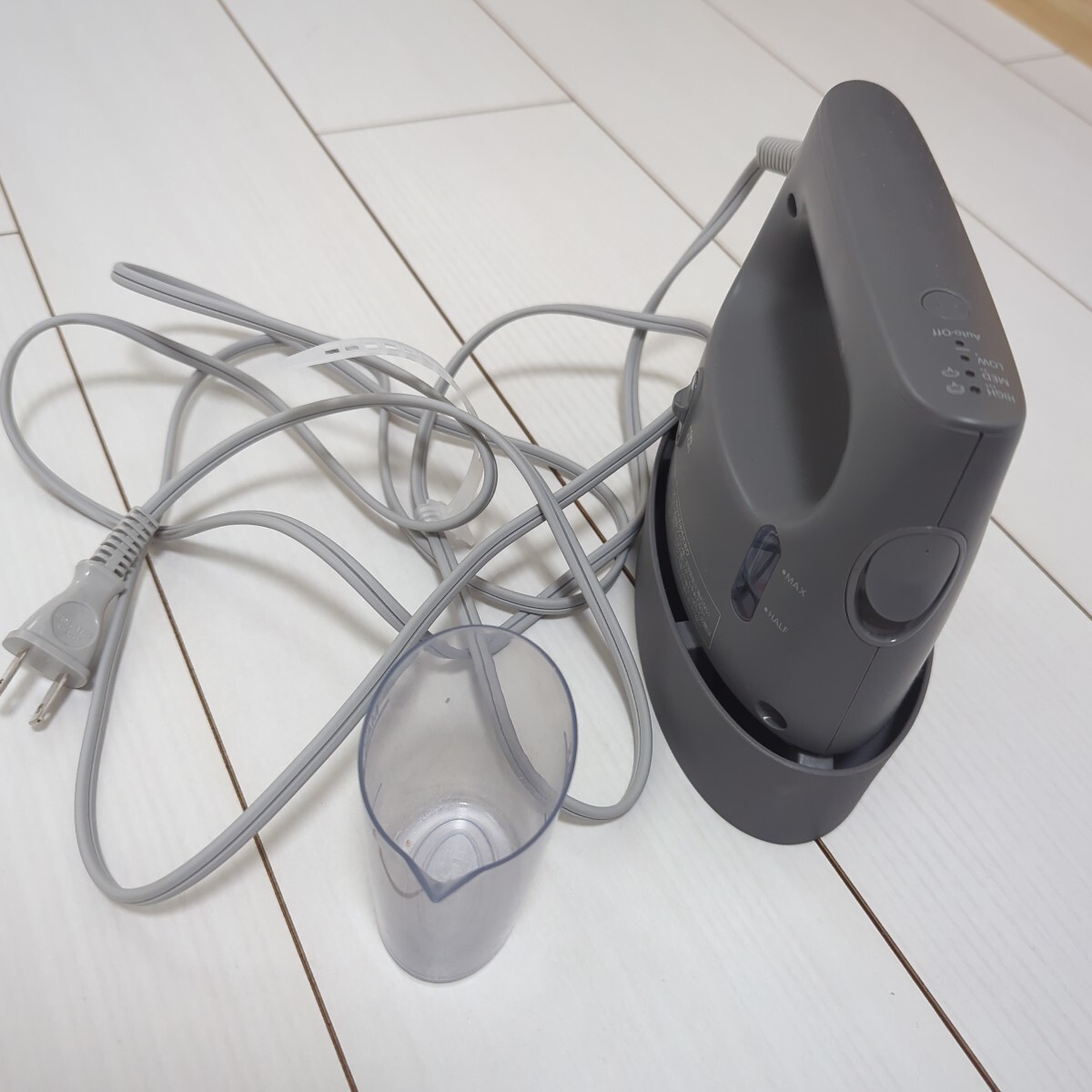 衣類スチーマー パナソニック Panasonic アイロン スチームアイロン NI-FS60A 360°スチーム_画像2