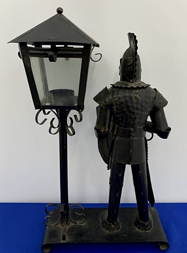  жестяная пластина рыцарь .. улица лампа украшение спиртовка retro style коллекция античный б/у товар сбор collector украшение изделие прикладного искусства . старый труба 53935887