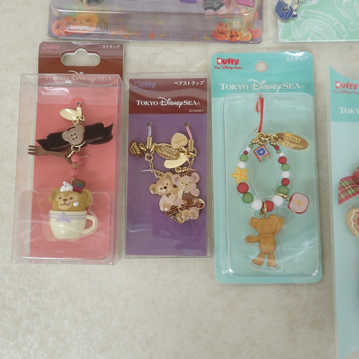 未開封 ダッフィー/シェリーメイ/ジェラトーニ ストラップ ハロウィン/クリスマス/バレンタイン 等 まとめてセット ディズニー【IOの画像4