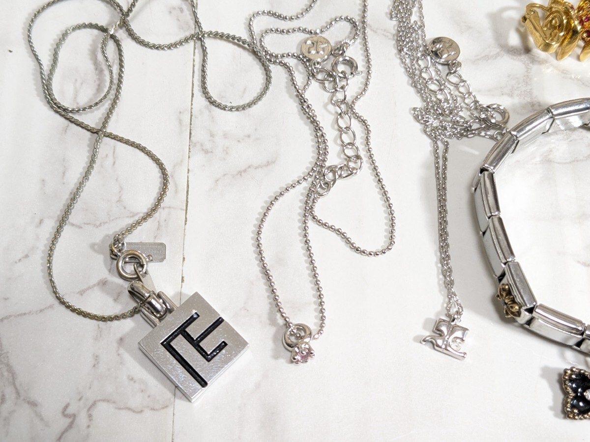 GIVENCHY ジバンシー ニナリッチ MONET モネ バルマン クレージュ エテ 等 ブランド ネックレス ブレスレット アクセサリー イヤリング1円_画像2