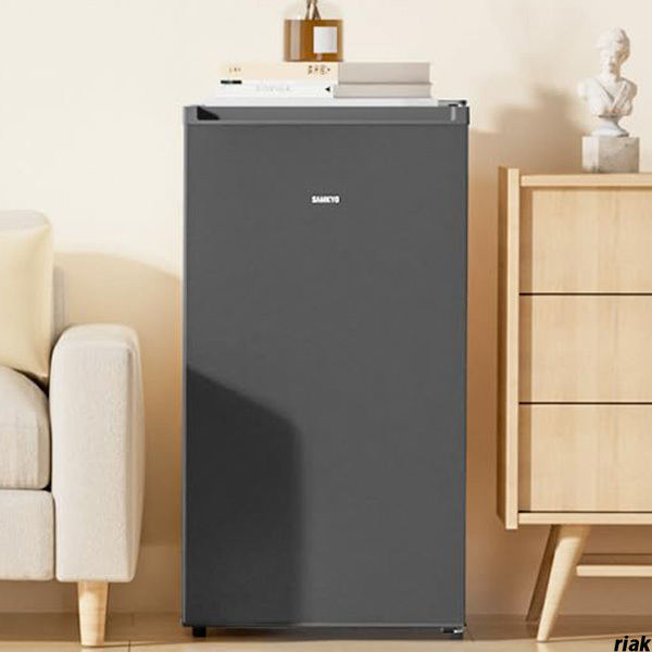 【直冷式でしっかり冷やし、食材を新鮮にキープ】 小型冷蔵庫 一人暮らし 95L 右開き 耐熱天板 省エネ コンパクト スリム グレー_画像1