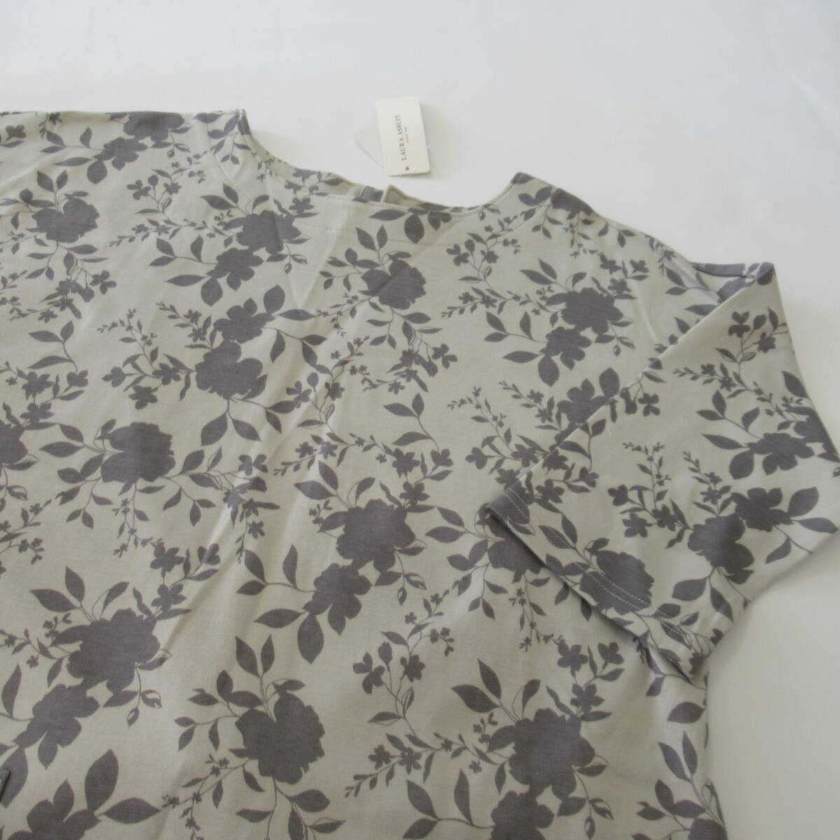 ■■202511即決■ LAURA ASHLEY ローラアシュレイ新品 七分袖割烹着 No.2　_画像2