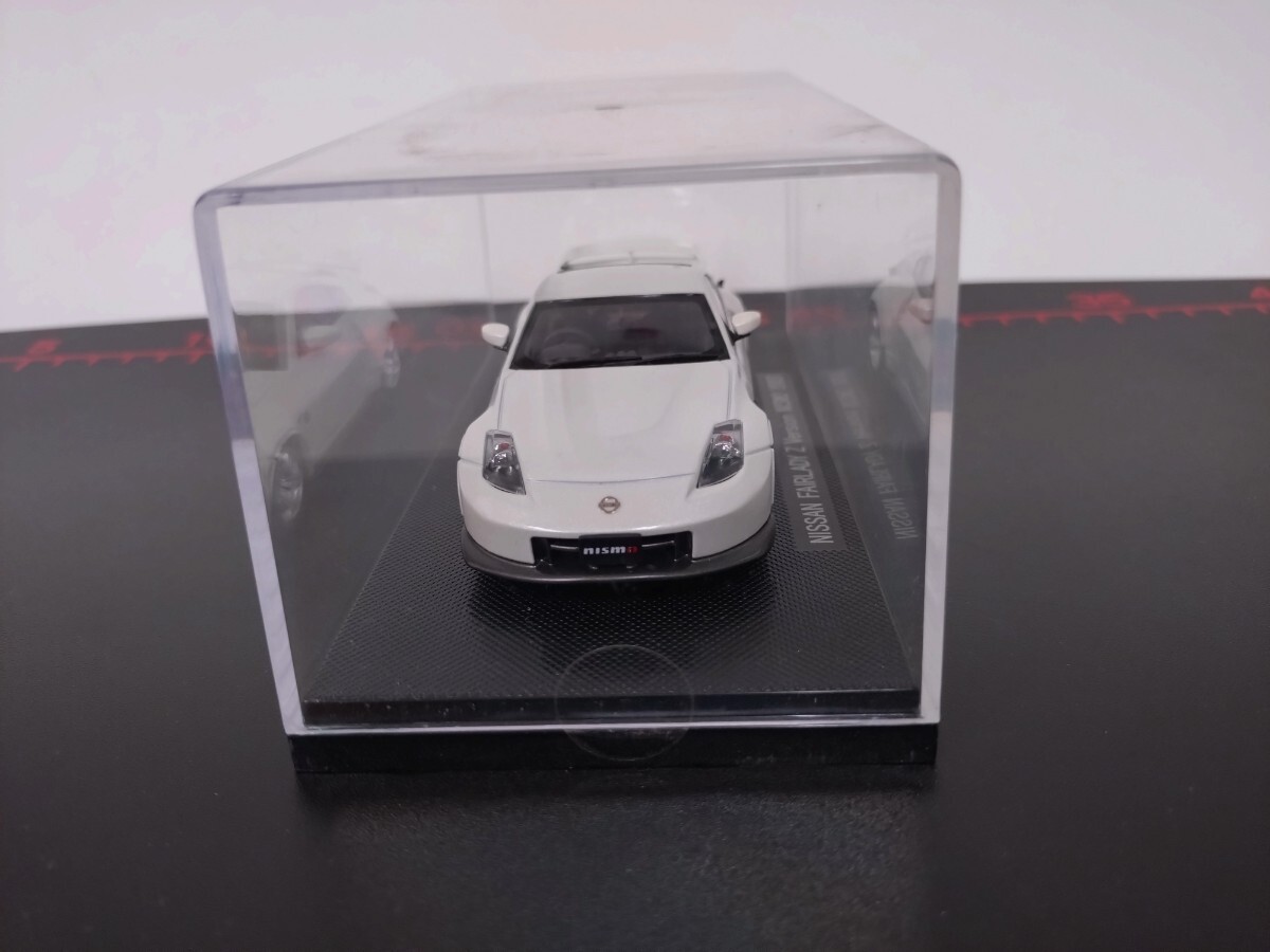 ミニカー　1/43　エブロ　日産　フェアレディZ　Z33　バージョン ニスモ　2007　モデルカー ホワイト系_画像2