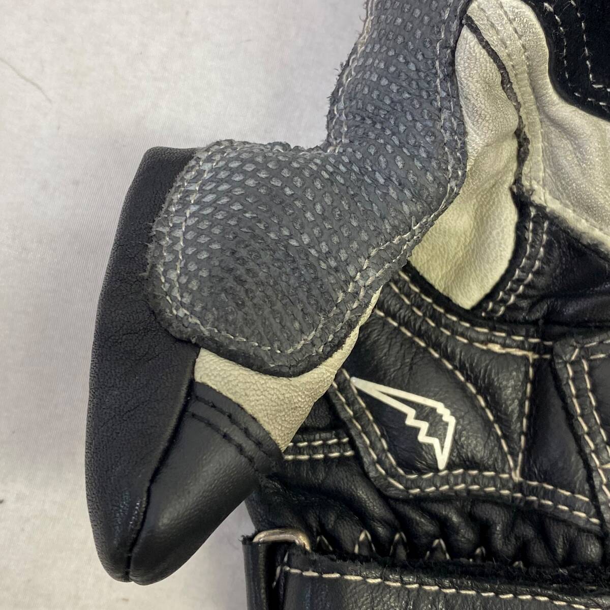 【即決】 KUSHITANI クシタニ K-5324 テンダーグローブ 黒系 ブラック系 Ｍサイズ 24286-60_画像4