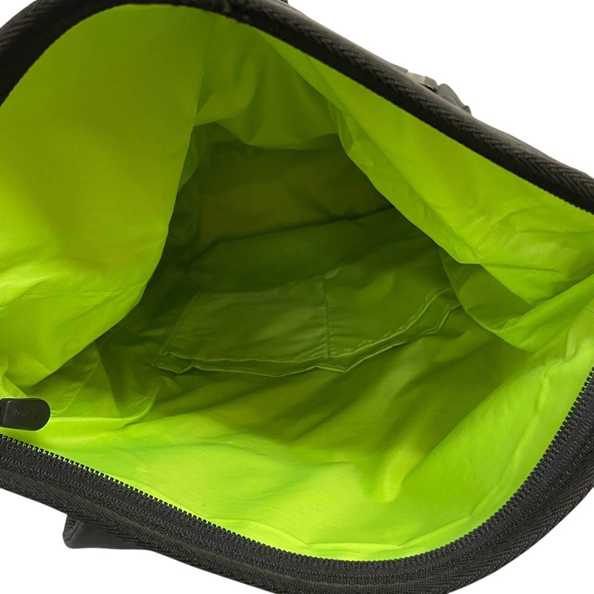 【即決】 DAYTONA デイトナ HenlyBegins ヘンリービギンズ 防水バックパック DH-739 ブラック系 黒系 24483-80_画像4