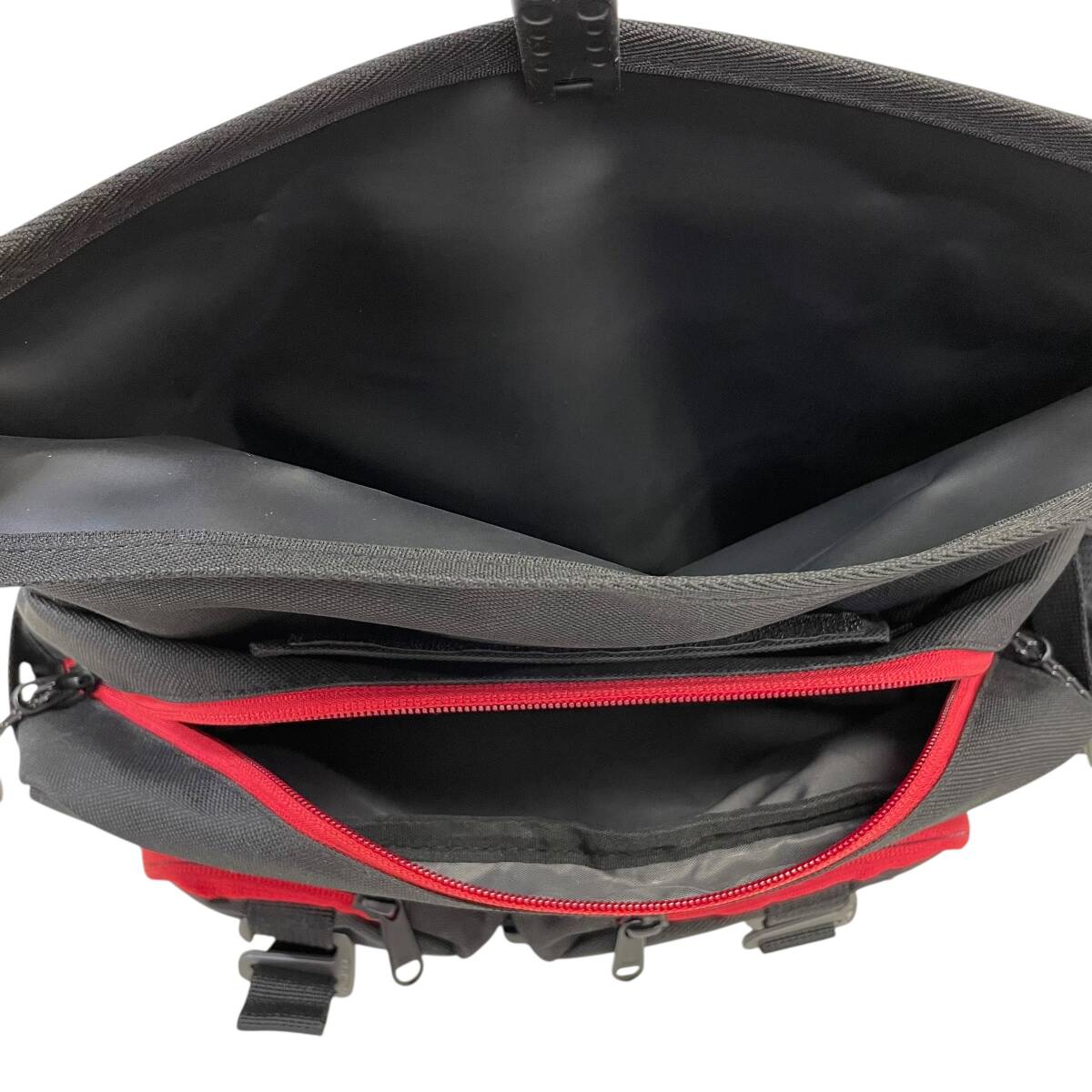 【美品】 RS TAICHI アールエスタイチ ヒップバッグ ウエストバッグ RSB287 ブラック系 黒系 24758-80_画像4